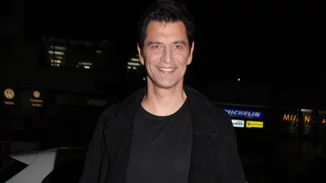 Πλήθος επωνύμων στην επίσημη πρεμιέρα της παράστασης «Victor Victoria»