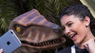 Celebs...Σαν εμάς! (14/03)