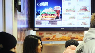 Kendall Jenner: Ποζάρει για τον Calvin Klein στην πιο σέξι φωτογράφηση που έχει κάνει ποτέ