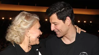 Σάκης Ρουβάς: Η συνάντηση με την Μαρινέλλα στο θέατρο