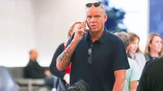 Tζώνη Καλημέρης: Ταξίδι με τους γιους του!