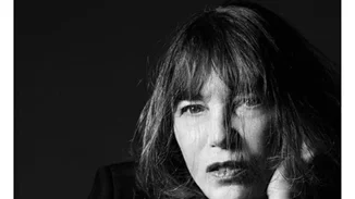 Το νέο πρόσωπο της Saint Laurent είναι αυτή η 69χρονη σταρ!