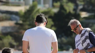 Πέτρος Κωστόπουλος - Γιώργος Λιάγκας: Στην παραλία με τα παιδιά τους