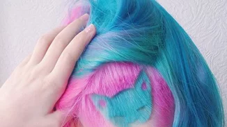 Ένα τολμηρό hair trend κατακτά το Instagram!