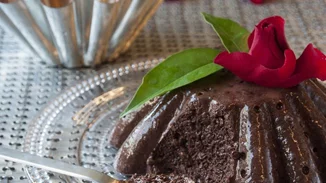 Συνταγή για μπαβαρουάζ με έτοιμο παγωτό από τον Στέλιο Παρλιάρο