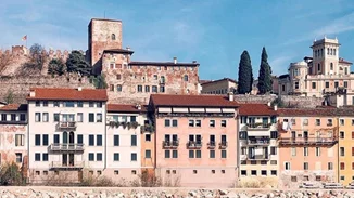 16 hashtags για ταξίδια που μπορείς να χρησιμοποιείς και να ακολουθείς