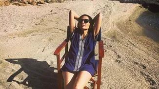 Δέσποινα Βανδή: Με σέξι μπικίνι στην παραλία