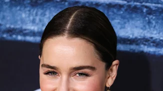 Emilia Clarke: Πιο αποκαλυπτική από ποτέ στη φωτογράφηση για τη Vogue