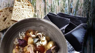 Nesaea: Το νέο project της ομάδας "nice n easy" στη Μύκονο