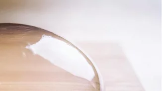 Είναι αυτό το πιο περίεργο κέικ που έχουμε δει;