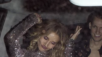 Celebs...Σαν εμάς! (25/04)