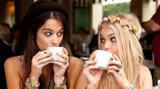 #MissbloomImIn: Φρέσκια και λαμπερή για 12 ώρες! Plus: Super beauty διαγωνισμός (Αποτελέσματα)