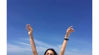 Πάσχα στη Μύκονο με την Τόνια Σωτηροπούλου και την Κατρίνα Τσάνταλη