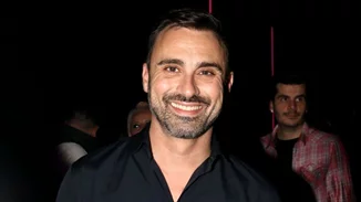 Γιώργος Καπουτζίδης: Δείτε το σπίτι του στην Αίγινα