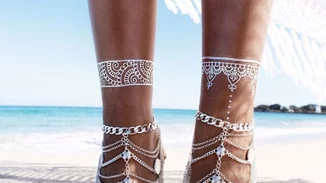 Αυτό το καλοκαίρι, τα πόδια σου θα είναι ο απόλυτος πρωταγωνιστής!