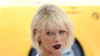 Πώς ήταν και πώς έγινε: Ανακαλύψαμε παλιές φωτογραφίες της Έλλης Κοκκίνου