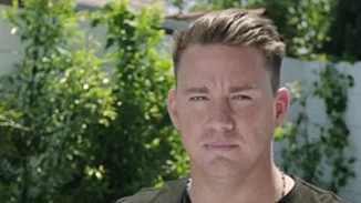 Channing Tatum: Ανακοινώνει το live show του με κουτάβια και άντρες μοντέλα (βίντεο)