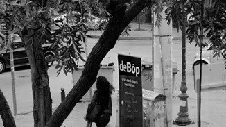 deBόp: Αυτή είναι η χαρούμενη πλευρά της πόλης