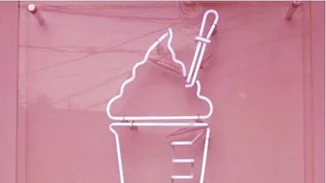 Η άφιξη των πρώτων ΑΤΜ παγωτού στην Ελλάδα είναι η είδηση που μας έφτιαξε τη μέρα