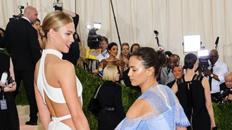 Celebs...Σαν εμάς! (09/05)