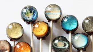 Αυτά είναι τα πιο cool υπεργαλαξιακά γλειφιτζούρια που κυκλοφορούν