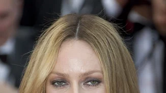 Στο 46ο κινηματογραφικό φεστιβάλ της Deauville η Vanessa Paradis ήταν η επιτομή της κομψότητας