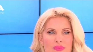 Ελένη Μενεγάκη: Το κυνηγητό στο σπίτι και το τάϊσμα της Μαρίνας