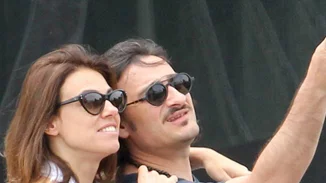 Βασίλης Χαραλαμπόπουλος - Λίνα Πρίντζου: Βόλτα στο κέντρο της Αθήνας