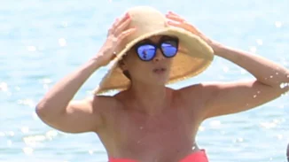 Στέλλα Καλλή: Με μαγιό χωρίς ρετούς