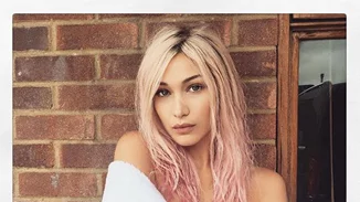 Bella Hadid: Οι παιδικές φωτογραφίες που αναρτήθηκαν για τα γενέθλια της