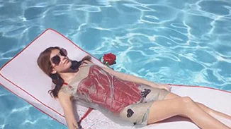 Kaia Gerber: Στην πρώτη της καμπάνια για την εταιρεία Miu-Miu