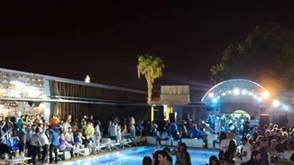 'Ολοι οι celebrities στο 1o καλοκαιρινό πάρτι του ΛΑΜΨΗ 92,3