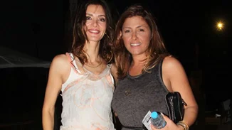 Έλενα Παπαρίζου - Κατερίνα Λέχου: Με τους συντρόφους τους στο θέατρο