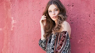 Summer Boho: 5 ολοκληρωμένα street style looks και πώς θα τα αποκτήσεις