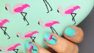 #maniMonday: Το πιο cool nail art θέλει ένα flamingo να κάθεται στα νύχια σου!