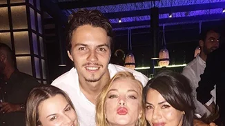 Lindsay Lohan: Βρίσκεται στη Μύκονο για τα γενέθλια της!