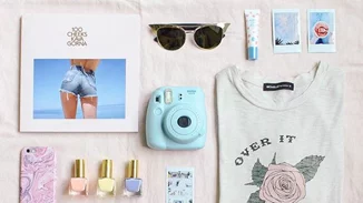 Αυτά είναι τα 10 καλοκαιρινά κομμάτια που πρέπει να υπάρχουν στη βαλίτσα των διακοπών