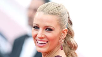 Blake Lively: Whaaaat? Έκοψε τα μαλλιά της;