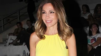 Δέσποινα Βανδή: Ποζάρει αγκαλιά με τον διάσημο κολλητό της