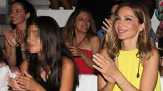 Δέσποινα Βανδή: Με την κόρη της Μελίνα στο θέατρο