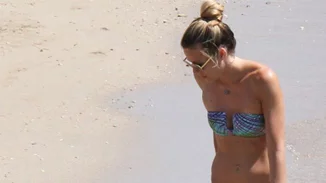 Μαριέττα Χρουσαλά - Λεό Πατίτσας: Για μπάνιο με τα παιδιά στο Πόρτο Χέλι