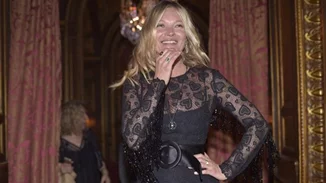 Kate Moss: Σε ποιο πάρτυ του Σαββατοκύριακου έδωσε το παρών; (βίντεο)