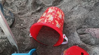 Eliana in Babyland: Μια ιδανική μέρα στην παραλία: Η τσάντα, τα σνακ και άλλα απαραίτητα