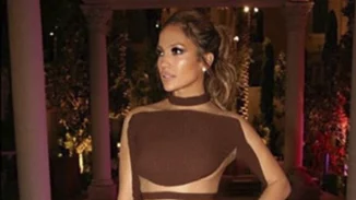 Jennifer Lopez: Έκλεισε τα 47 και είναι πιο σέξι από ποτέ