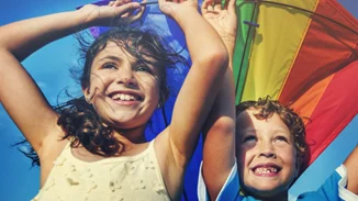 Ανάλυσέ το: Πώς να βοηθήσεις το παιδί σου να κάνει φίλους