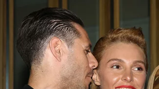 Πάρις Κασιδόκωστας-Τάμτα: Πιο ερωτευμένοι από ποτέ σε νυχτερινή τους έξοδο