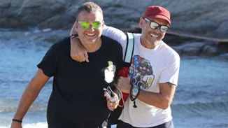 Γιώργος Λιάγκας - Πέτρος Κωστόπουλος: Η συνάντησή τους στη Μύκονο