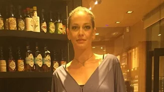 Ρέα Τουτουνζή: Δεν θα πιστεύετε τι χρώμα έβαψε τα μαλλιά της