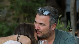 Υβόννη Μπόσνιακ - Αντώνης Ρέμος: Οι πιο τρυφερές στιγμές μεταξύ τους!