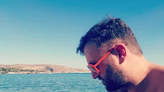 Αργύρης Αγγέλου: Το ξεκαρδιστικό βίντεο με την Σοφία Βογιατζάκη από την παραλία